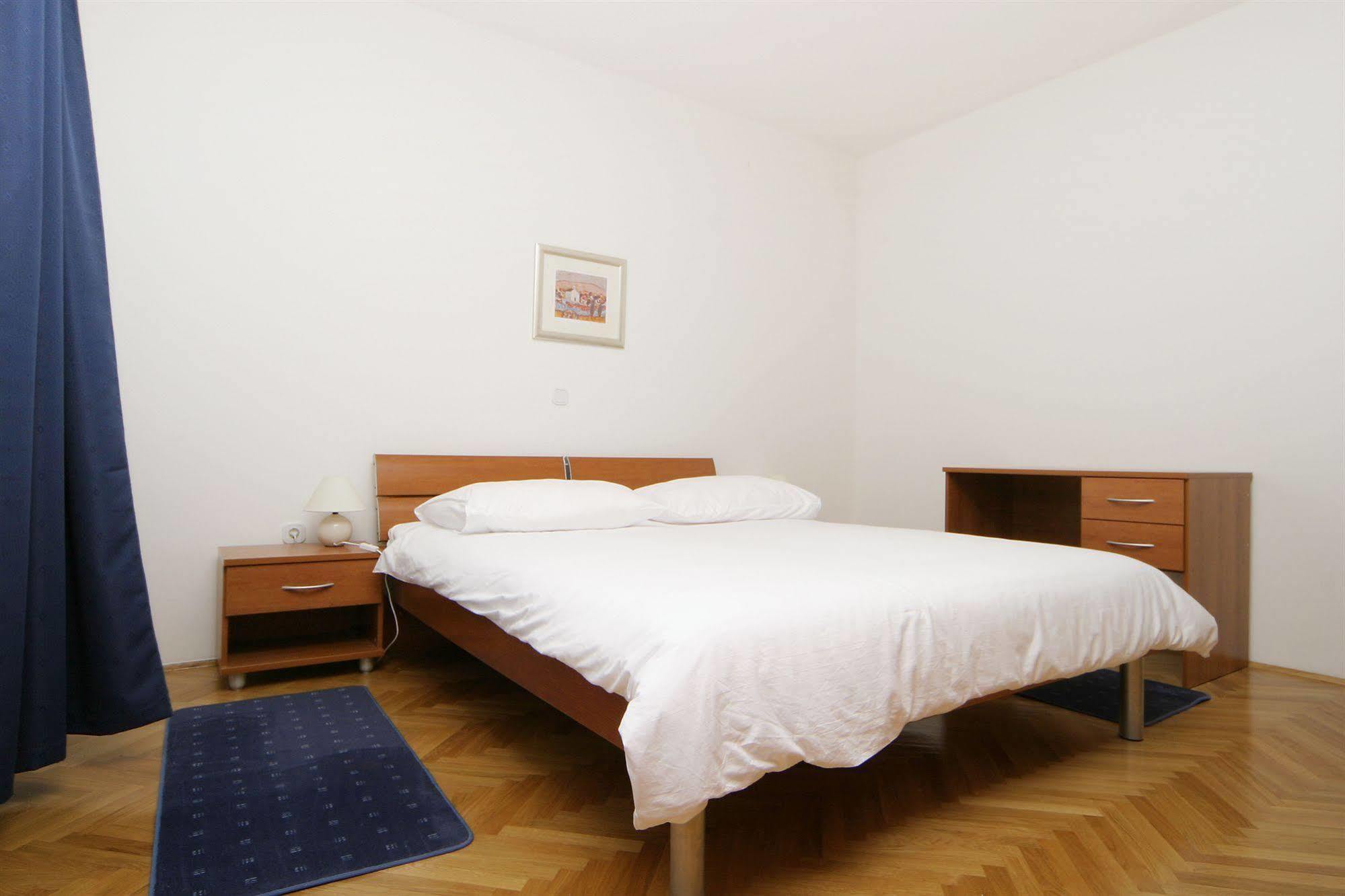 Apartments Pucisca Ngoại thất bức ảnh
